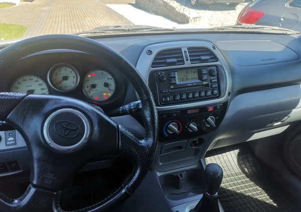 Toyota RAV4 cena 23499 przebieg: 141195, rok produkcji 2003 z Skórcz małe 106